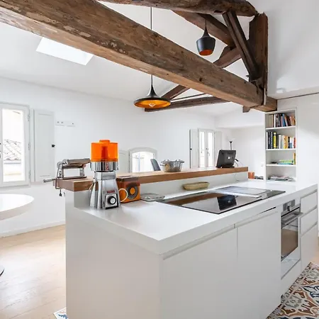 2bd In Old Town By Guestready Bordeaux